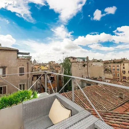 Two Bedrooms With Solarium With View On San Peter Church And Sant'angelo Castle *