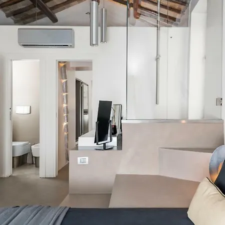 Apartment Two Bedrooms With Solarium With View On San Peter Church And Sant'angelo Castle Rom