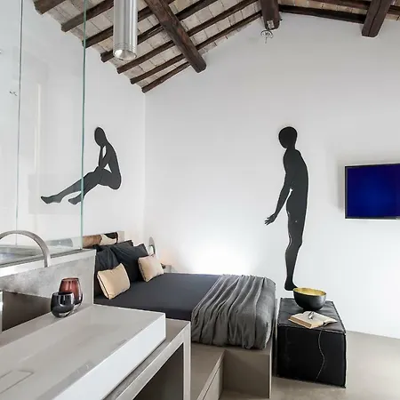 Apartment Two Bedrooms With Solarium With View On San Peter Church And Sant'angelo Castle *