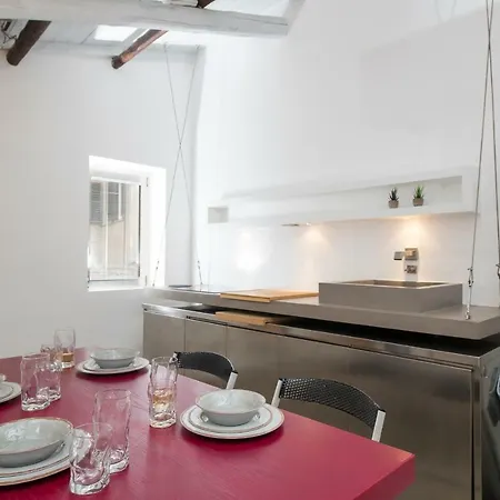 Two Bedrooms With Solarium With View On San Peter Church And Sant'angelo Castle * Rom