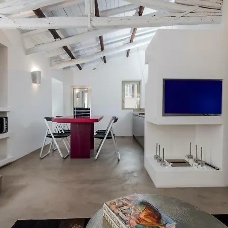 Apartment Two Bedrooms With Solarium With View On San Peter Church And Sant'angelo Castle *