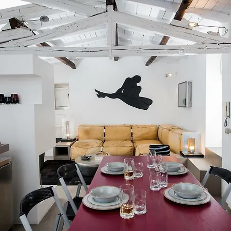 Apartment Two Bedrooms With Solarium With View On San Peter Church And Sant'angelo Castle Rom